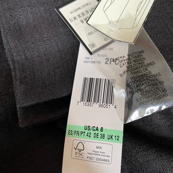 Le Suit Black Blazer and Skirt Set - Picture 6 of 9